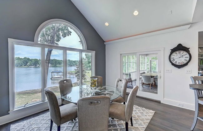 Lucky's Lake House by Avantstay Private Lake Bar - Foto 23