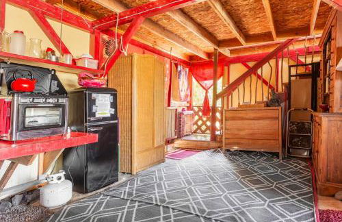 THE MAGICAL LAVA TEMPLE with EPIC Volcano Views! - Foto 42