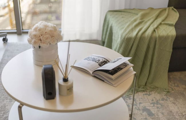 Modern 2BR Retreat Creek Vistas Scenic Views - Foto 11