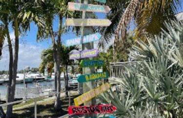 Insta Worthy Oasis - Foto 21