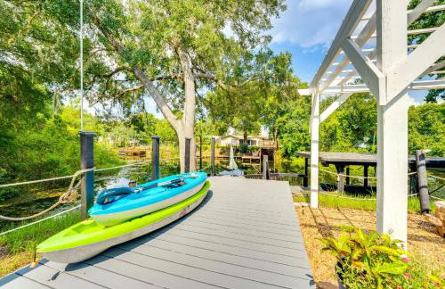 Spacious Tavares Home with Private Outdoor Oasis! - Photo 32