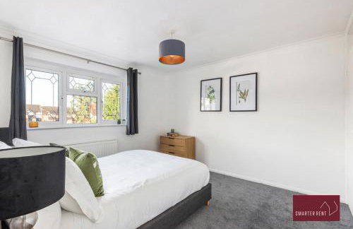 Guildford - Two Bed House - Photo 14