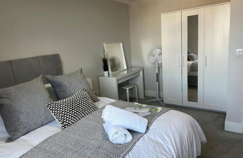Bright, spacious 1 bedroom flat - Foto 13