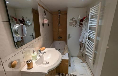 Maison XVIIIe avec jardin privatif - Yèvre le Châtel - FR-1-590-440 - Foto 25