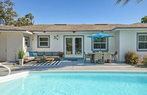 Tropical Retreat with Heated Pool & Firepit - Foto 38