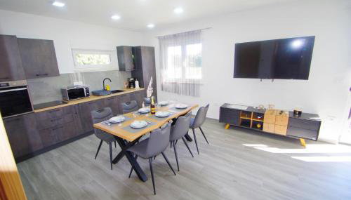 Villa with private pool in village Šišan - Foto 4