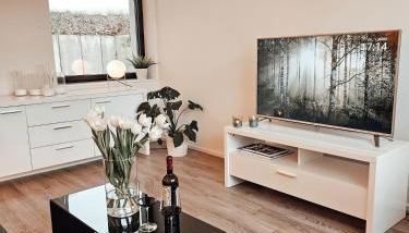 Modernes Appartment im Grünen - Foto 4