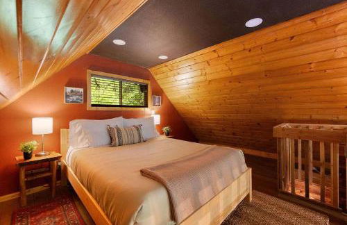 Luna's A-Frame - River & Spa - Foto 5