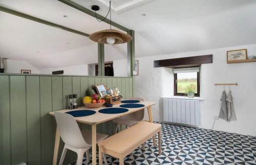 Naut Retreat, The Cart Lodge - Cosy cottage, walk to Porthcurno beach, Pedn Vouder & Minack Theatre - Photo 15