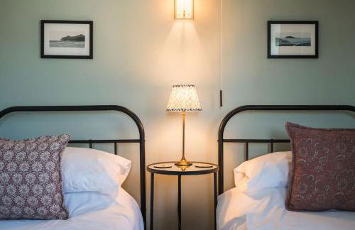 Cliff Top - Panoramic Sea Views with Spa & Hot Tub - Photo 43