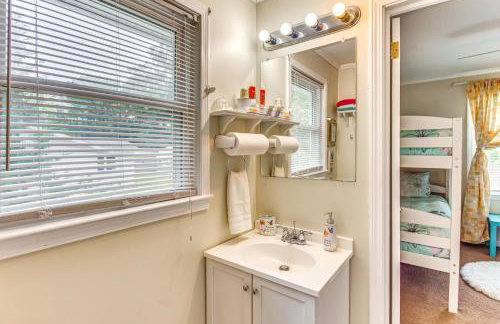 Charming Shallotte Home about 4 Mi to Ocean Isle Beach - Foto 11