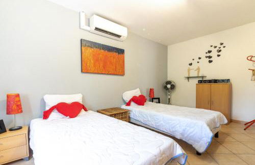 Chante Quinson - Foto 8