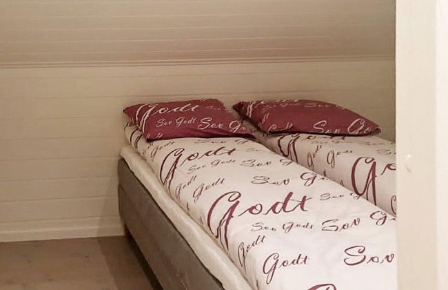 8 Person Holiday Home in Svelgen - Foto 5