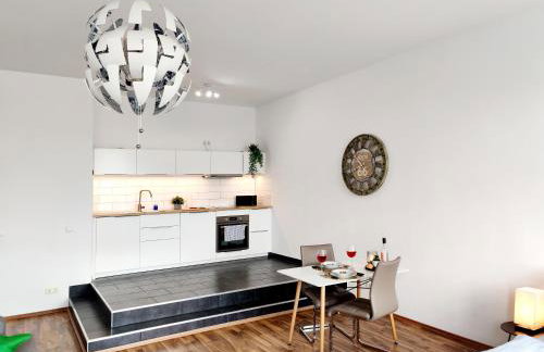 Lokal, luftig - Loft mit Heimkino & Parkplatz in Uni- und Kliniknähe - Foto 3