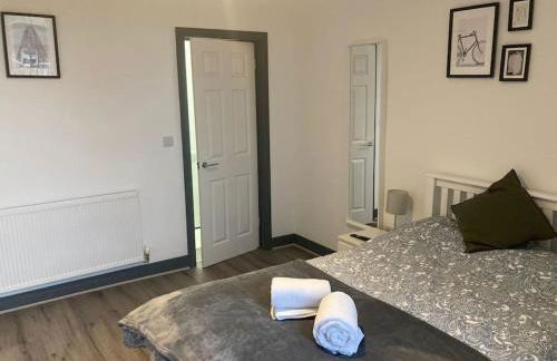 Newly refurbished studio, great location 8 studios - Photo 37