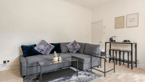 5min to Huddersfield Royal Infirmary Hospital - Foto 4