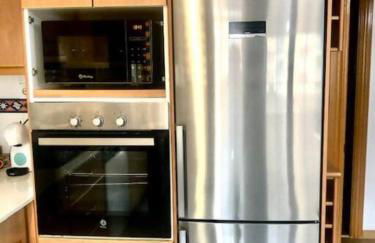 NUEVO! Con piscina a 2 minutos estación tren AVE. - Foto 46