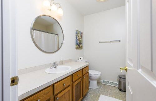 5mi to Big Boulder Hot tub Patio Firepit Fast WiFi - Foto 15