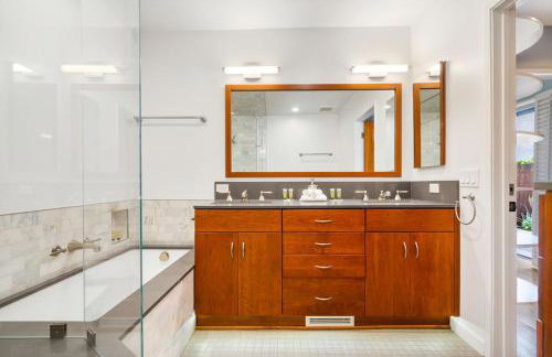 Beverly Hills 6BR Haven w Pool Hot Tub - Foto 80