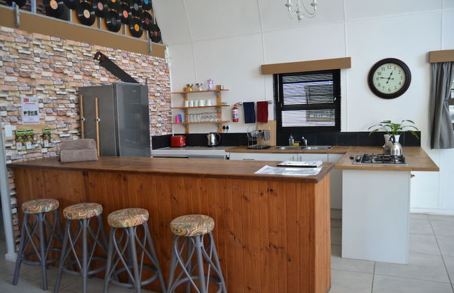 Arch Cabins Self Catering - Photo 11