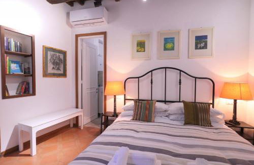 Piazza Navona Apartments - Photo 4