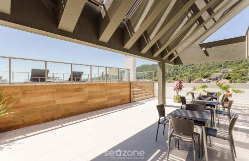 ELUs - Building with Rooftop Pool 350m from the Beach! - Photo 3