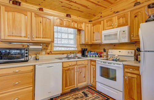 8 Mi to Chattooga River Pet-Friendly Mtn Cabin - Foto 10
