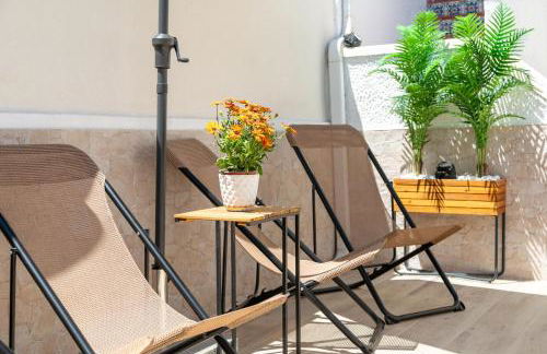 Modern and Stylish Apartment 1: Terrace and Pool - Foto 15