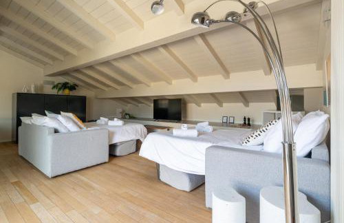 BolognaCentro 9 People Loft Private Lift and Terrace - Foto 69