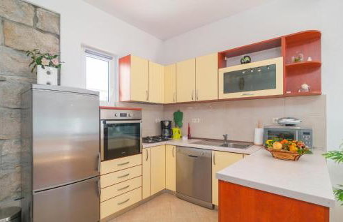 2 Bedroom Amazing Apartment In Slime - Foto 13