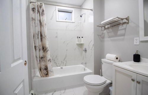 2 bedroom condo close to Boston and Cambridge with free parkings - Foto 15