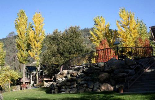 Elegant Cottage Rental on Banks of Trinity River, California - Foto 18