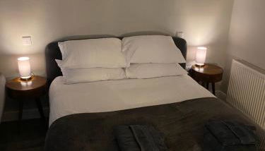 SPALDING - Self Contained Studio Double - An extra single bed can be provided - Foto 2, towels