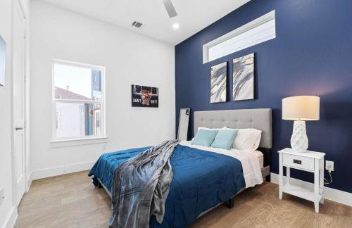 Spacious Houston 3Bed3 Bath Family Townhome - Photo 28