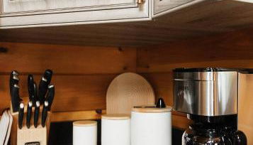 "The Lantern" Woodsy Cabin Experience w/ HotTub - Foto 2, Other