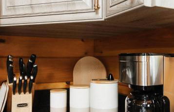 "The Lantern" Woodsy Cabin Experience w/ HotTub - Foto 2