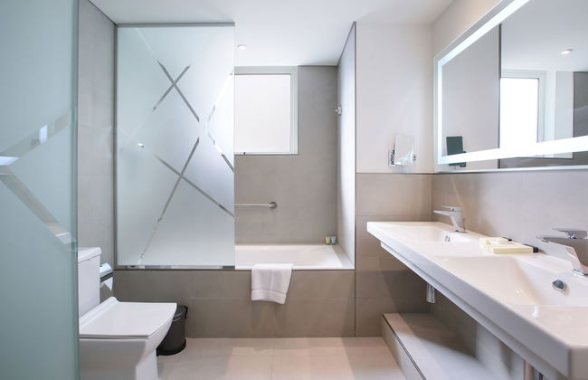 Sitara Hotel Apartment - Photo 33