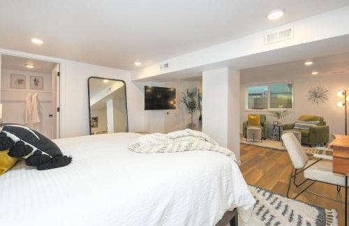 Bright & Modern Basement Apartment DT N'hood - Foto 13