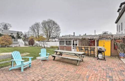 NEW! Family-Friendly Getaway -1 Mi to Dtwn Salem w Roof Deck & Tiki Bar - Foto 57