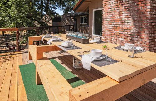 Yosemite+5BR+Views+Hot Tub+Pets - Foto 7