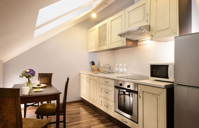 Greguar Hotel & Apartments - Photo 74