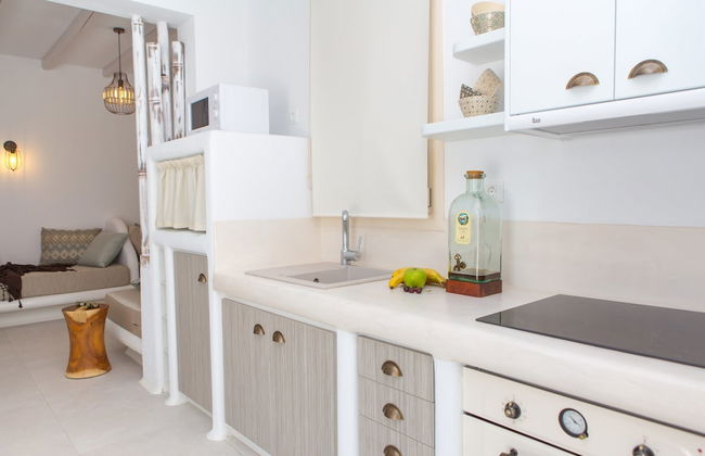 Naxian Lounge Villas - Photo 26