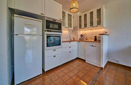 Sunrise -Swimming-pool-Saint-Tropez center-parking - Photo 7