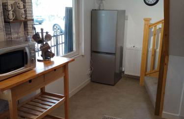 2 bedrooms sleeps 4 free wifi parking outdoor area - Foto 12