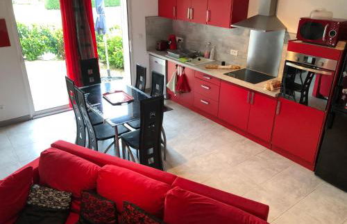 Jolie petite maison en Ardèche du sud - Foto 1