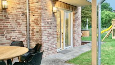 Neues Ferienhaus für Familien mit Garten und Sauna - Foto 4