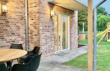 Neues Ferienhaus für Familien mit Garten und Sauna - Foto 4