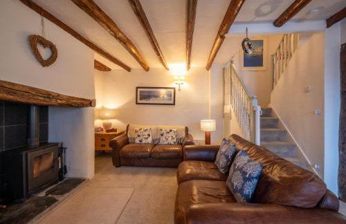 Charming Cottage near Dartmouth with Log Burner - Photo 29