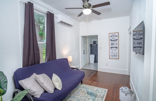 Embrace Tranquility 1br/1ba Near Downtown - Foto 1