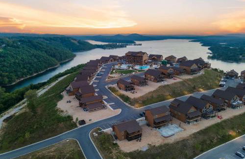 A Birds Eye Bridge View - 5 BDR with Private Hot Tub - Foto 144